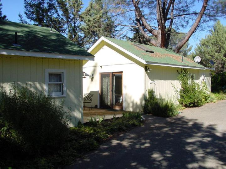 Backyard Garden Oasis Bed & Breakfast Middletown Luaran gambar
