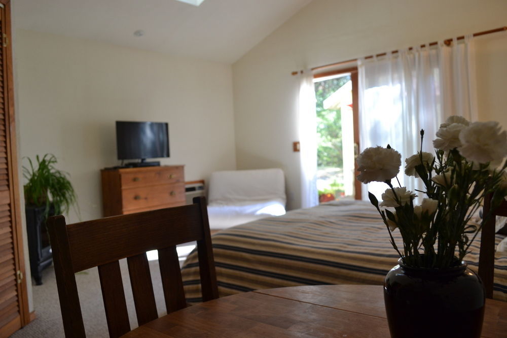 Backyard Garden Oasis Bed & Breakfast Middletown Luaran gambar