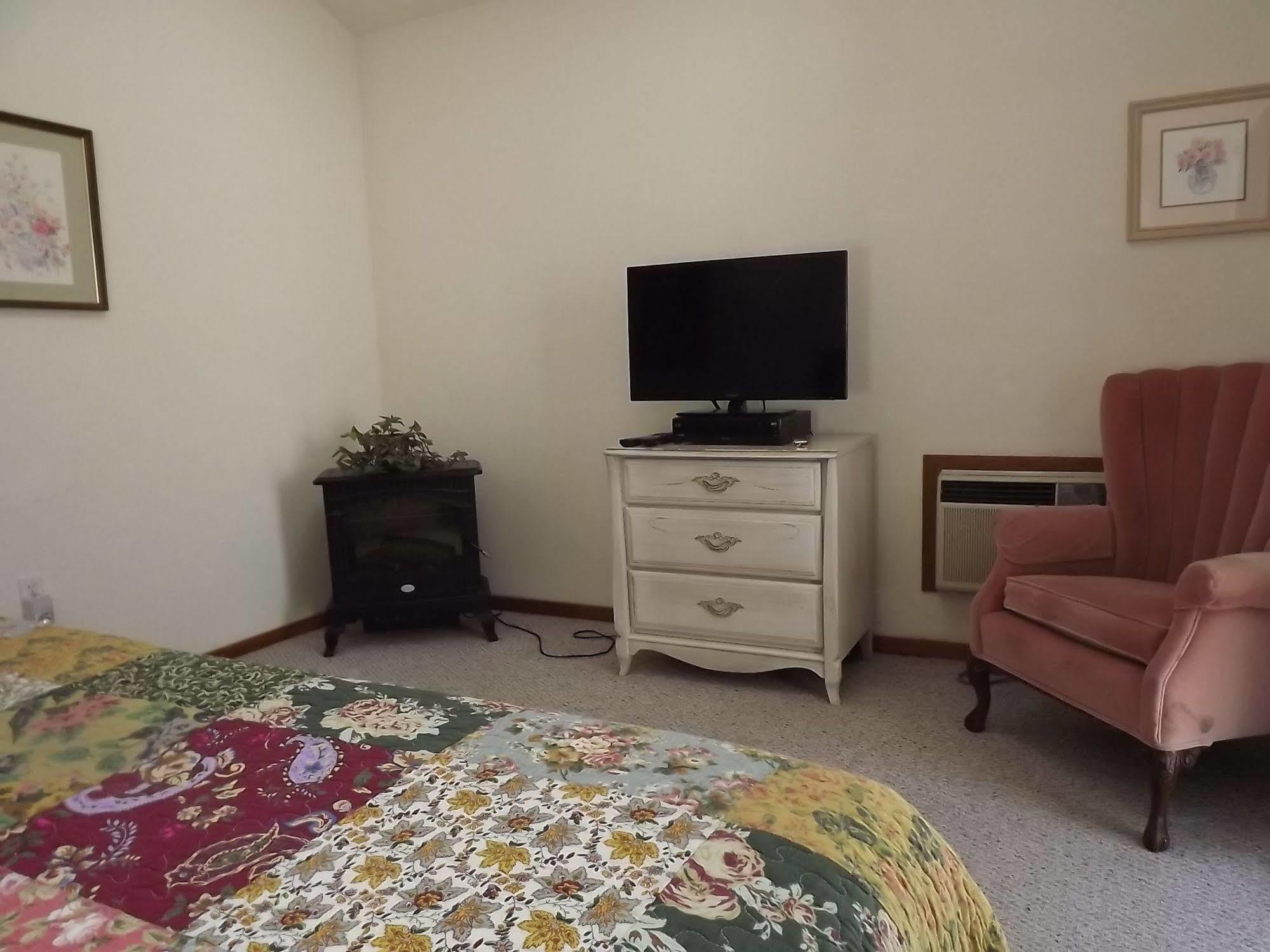 Backyard Garden Oasis Bed & Breakfast Middletown Luaran gambar