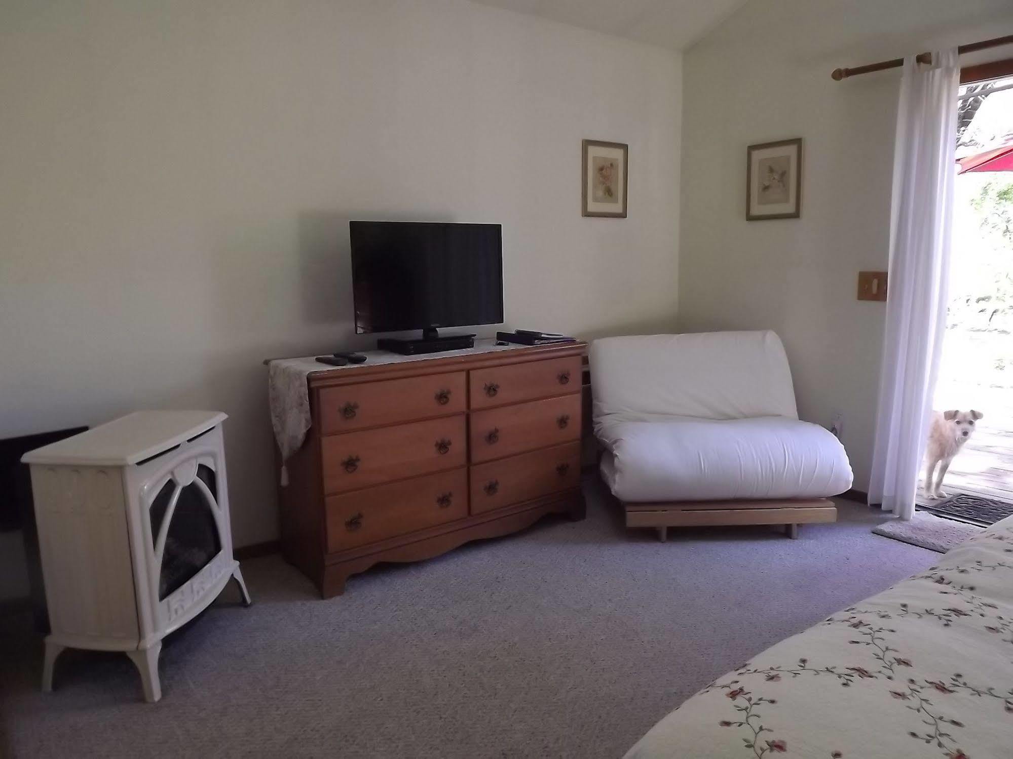 Backyard Garden Oasis Bed & Breakfast Middletown Luaran gambar