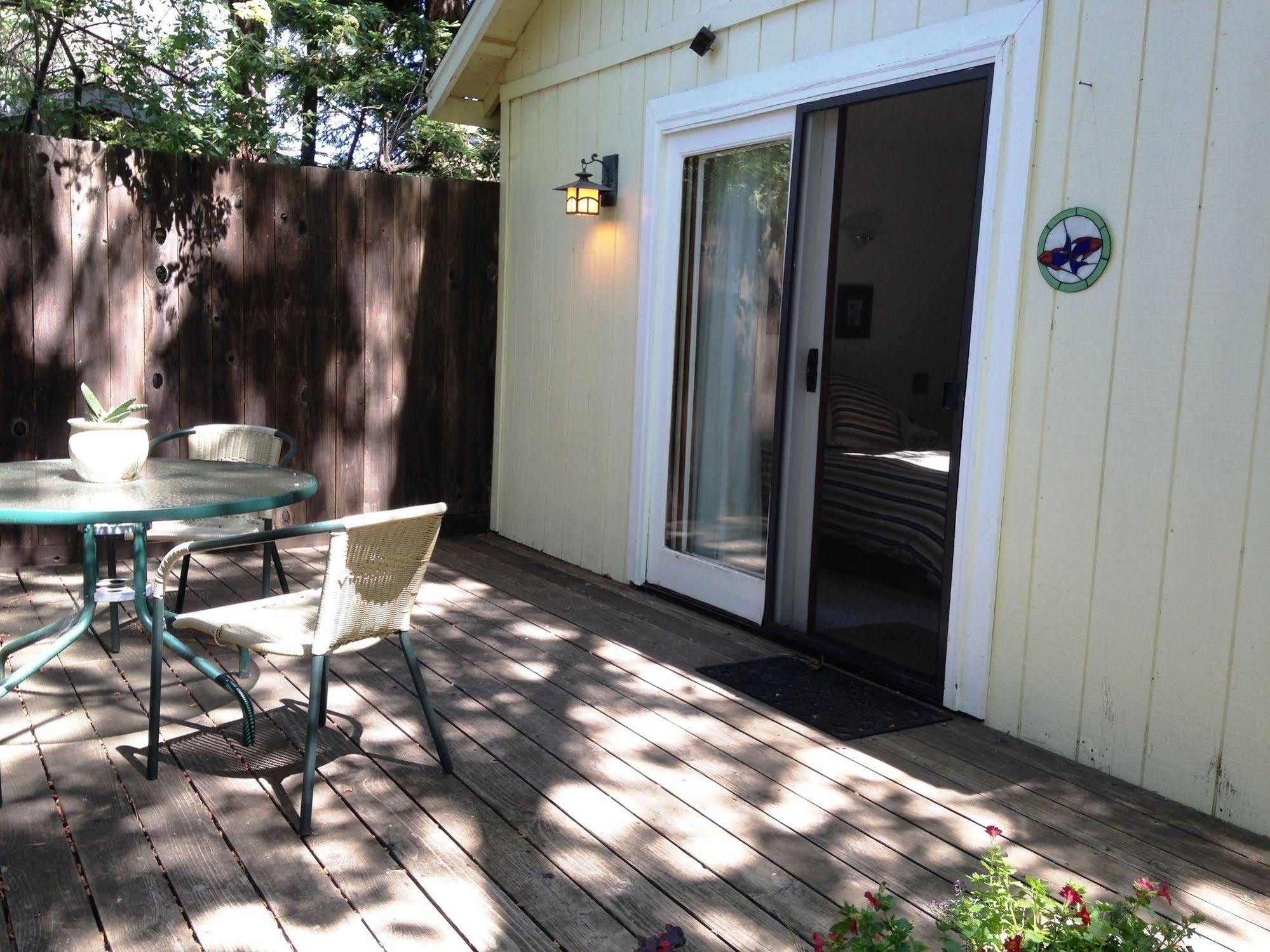 Backyard Garden Oasis Bed & Breakfast Middletown Luaran gambar